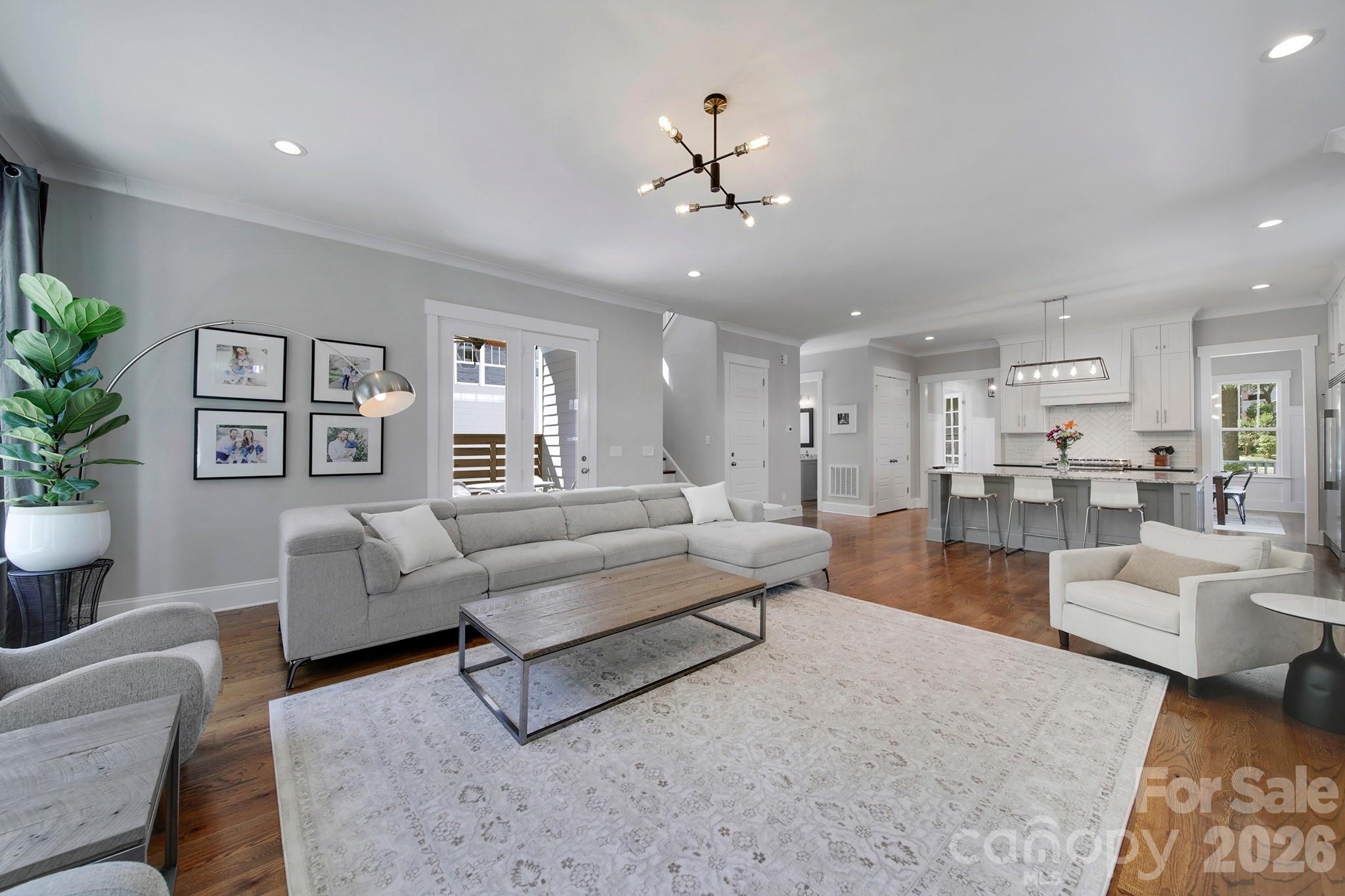 3015 Commonwealth Avenue Property Photo 15