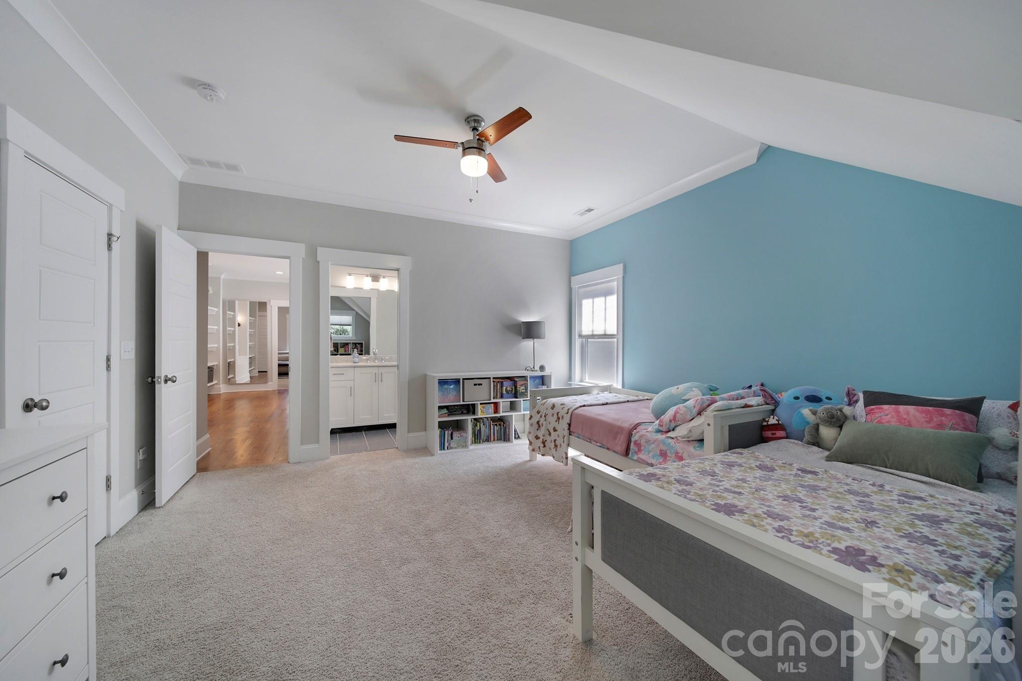 3015 Commonwealth Avenue Property Photo 31