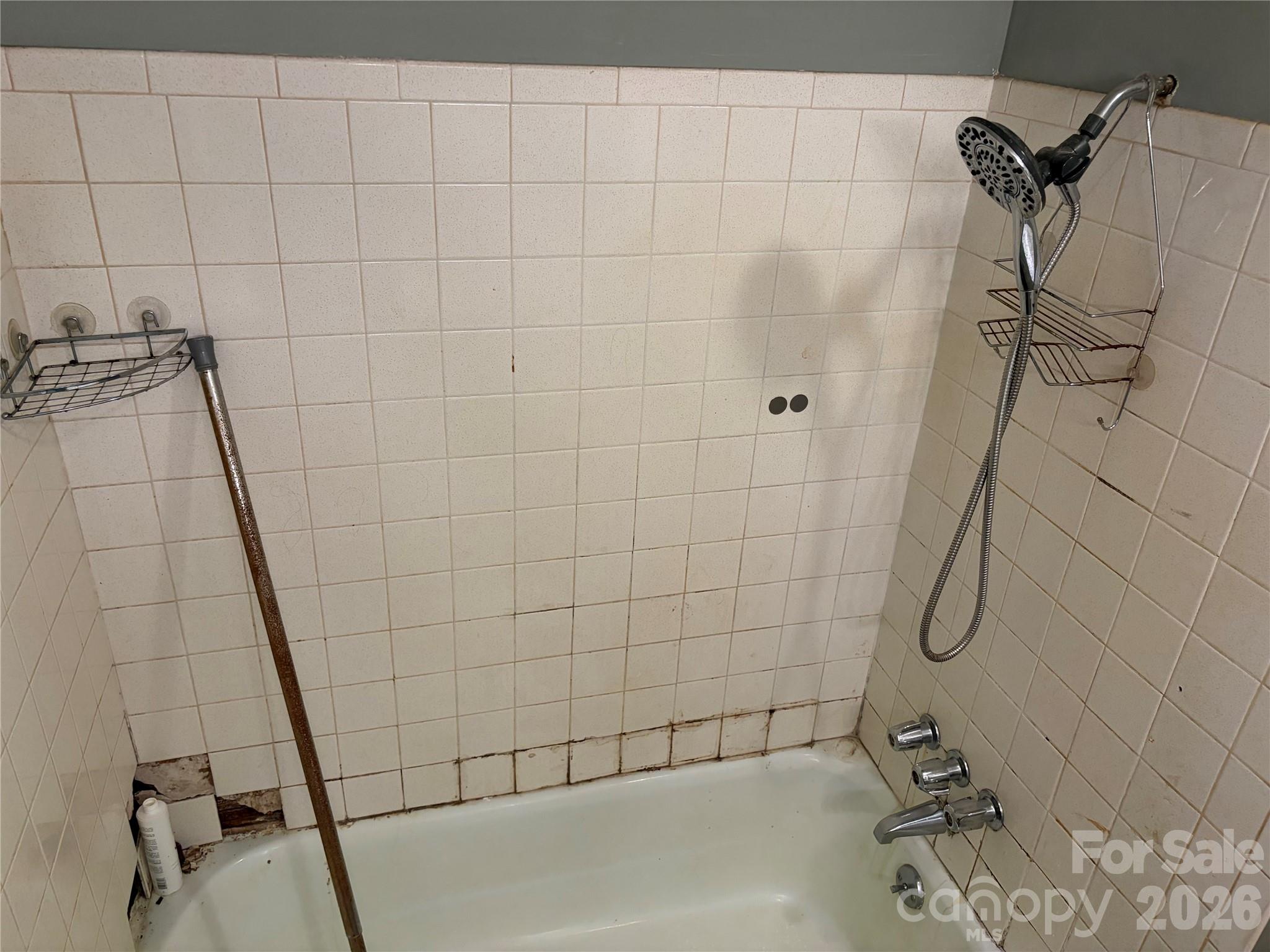 318 Shady Lane Property Photo 6