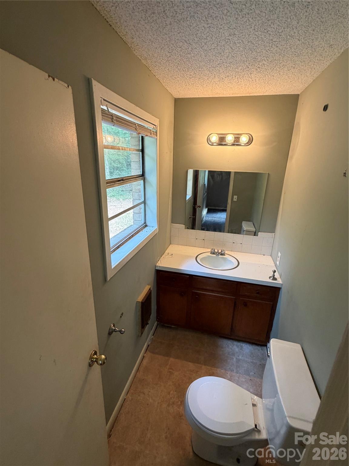 318 Shady Lane Property Photo 12