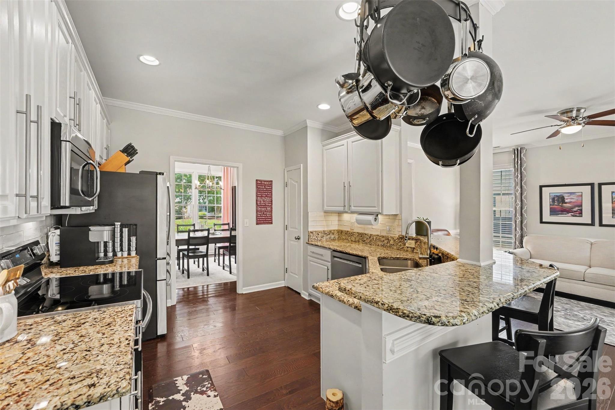 10112 Truitt Court Property Photo 7