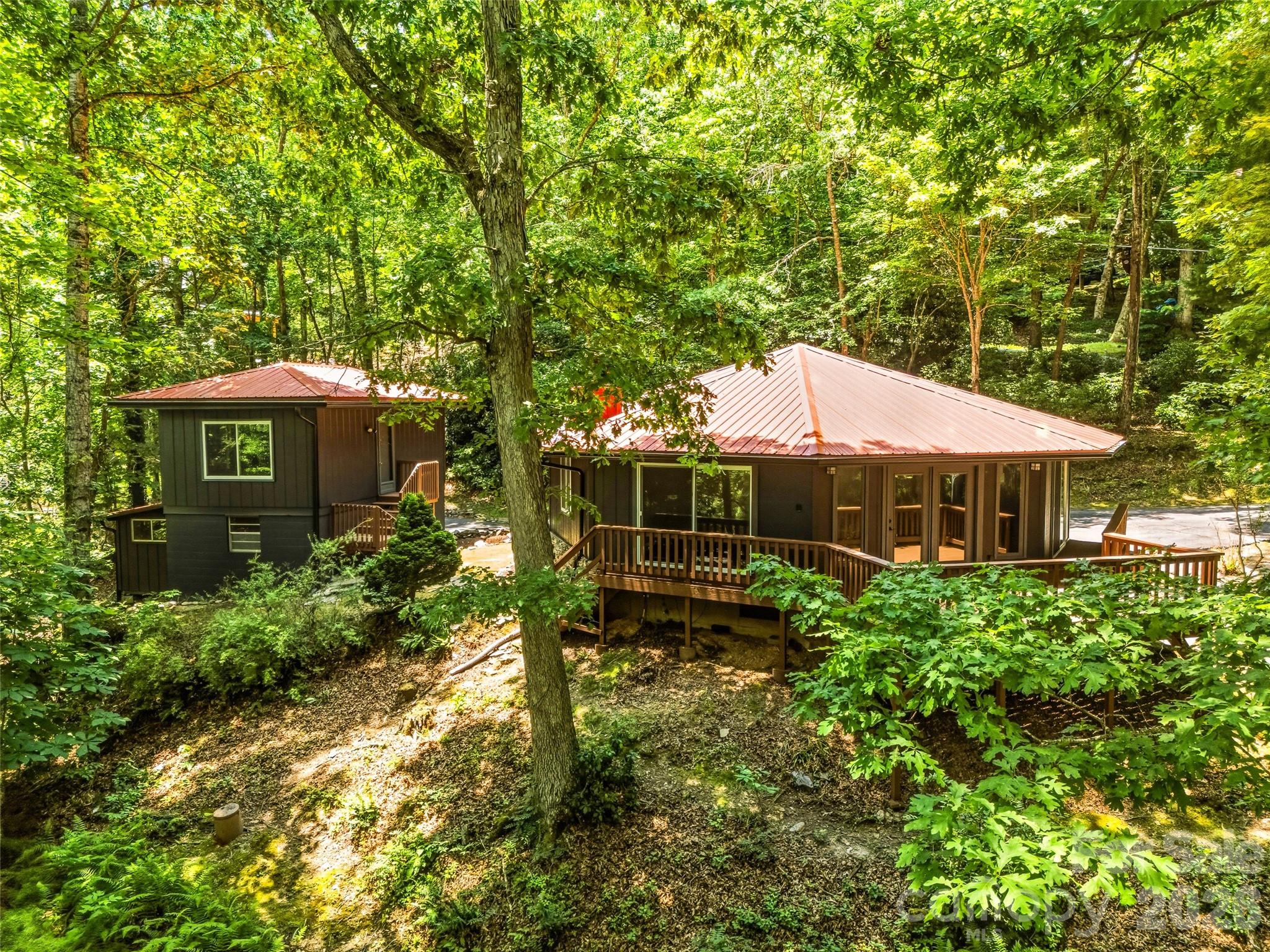 785 Pisgah Forest Drive Property Photo 1