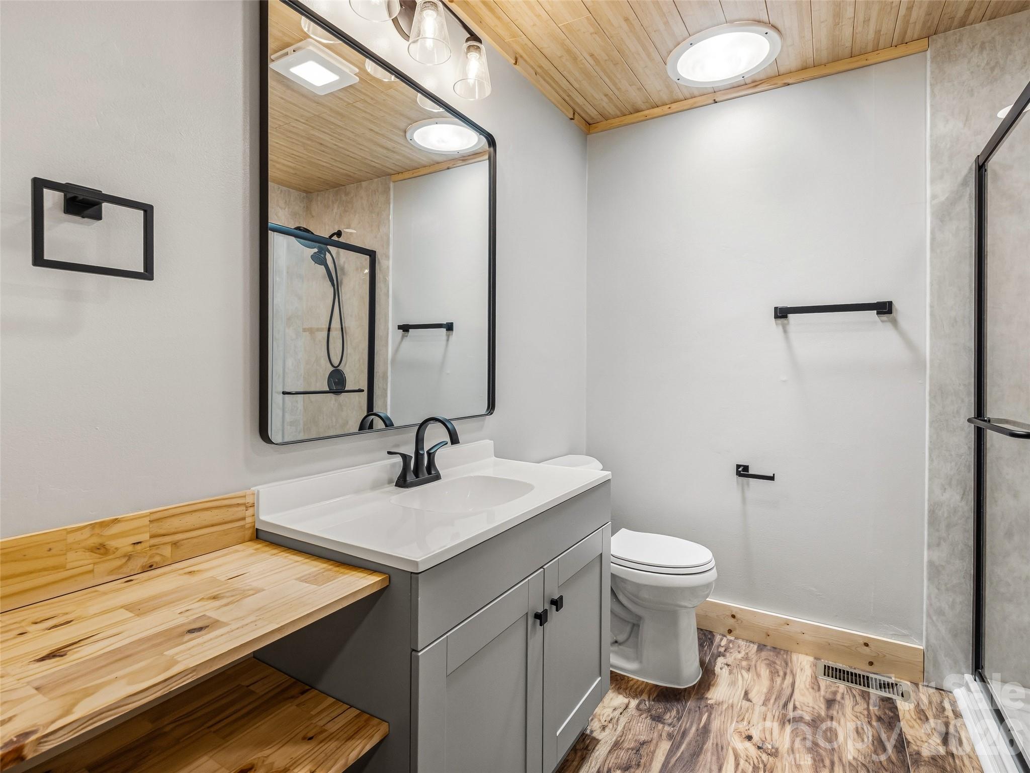 785 Pisgah Forest Drive Property Photo 19