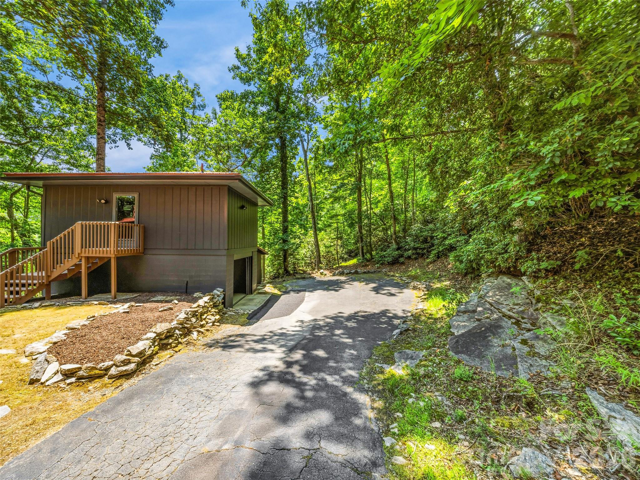 785 Pisgah Forest Drive Property Photo 22