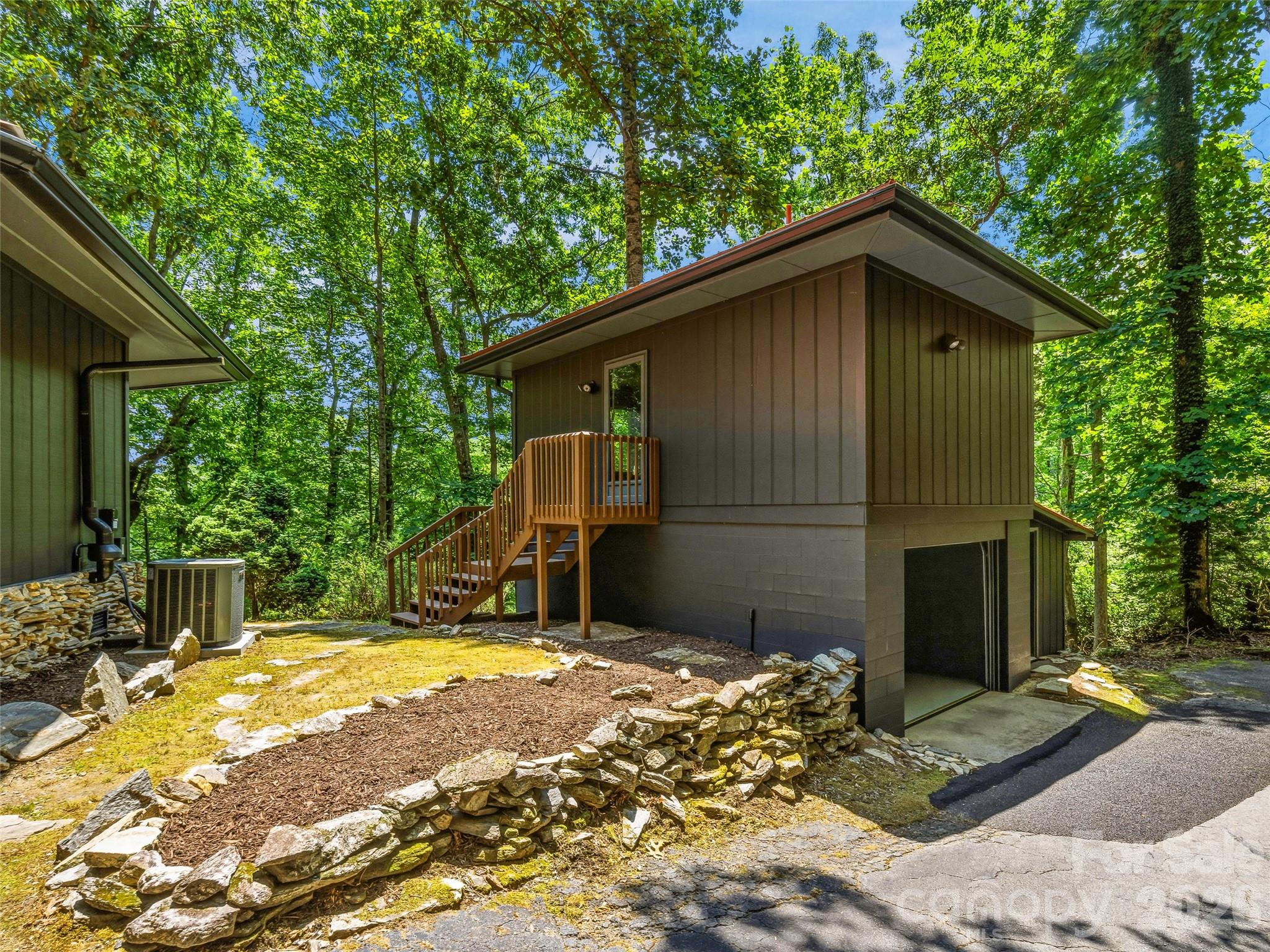 785 Pisgah Forest Drive Property Photo 23