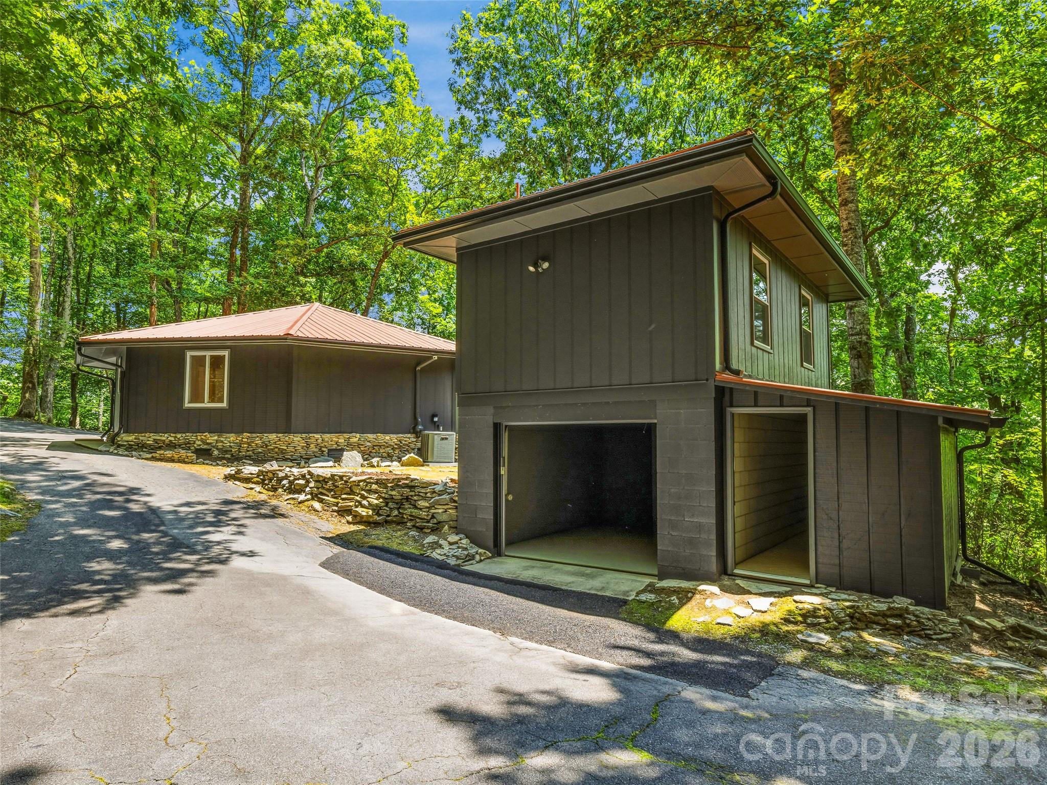 785 Pisgah Forest Drive Property Photo 31