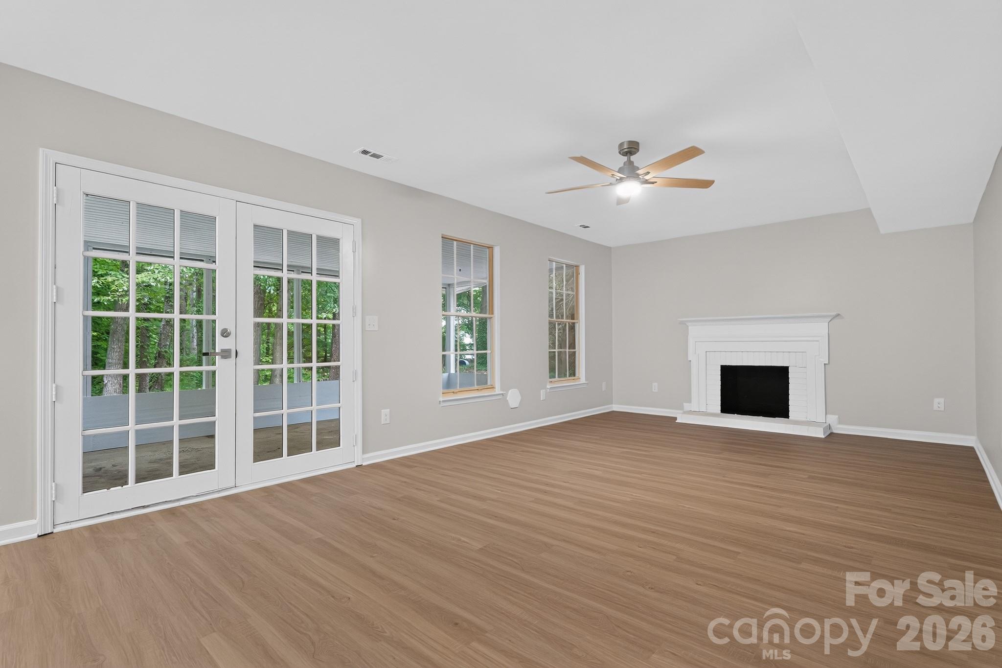 10304 Shady Rest Lane Property Photo 2