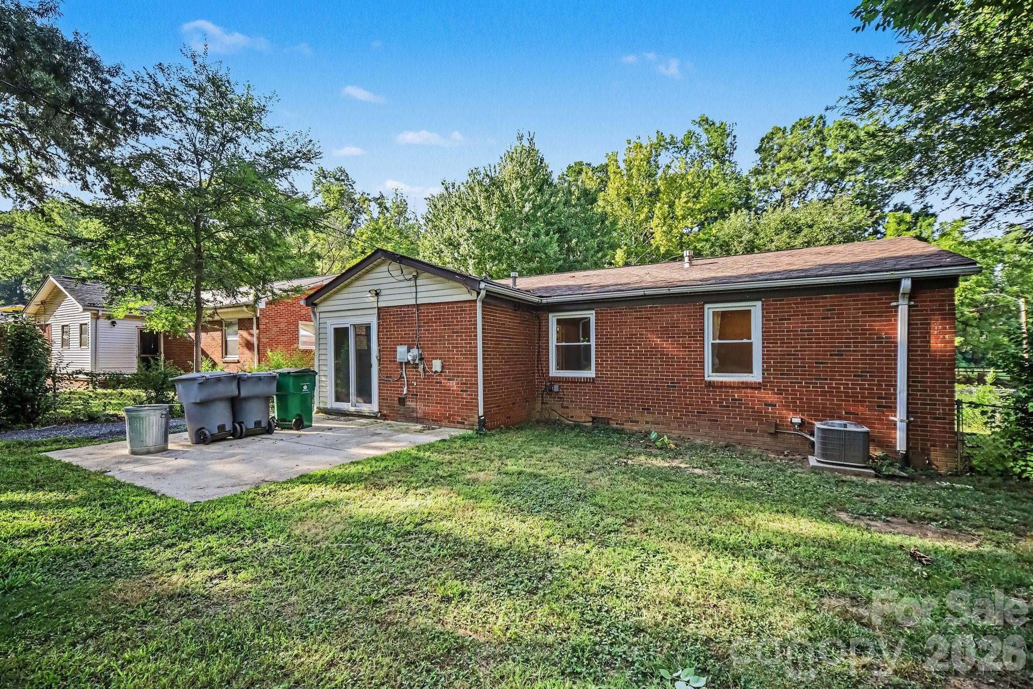 3960 Bristol Drive Property Photo 6