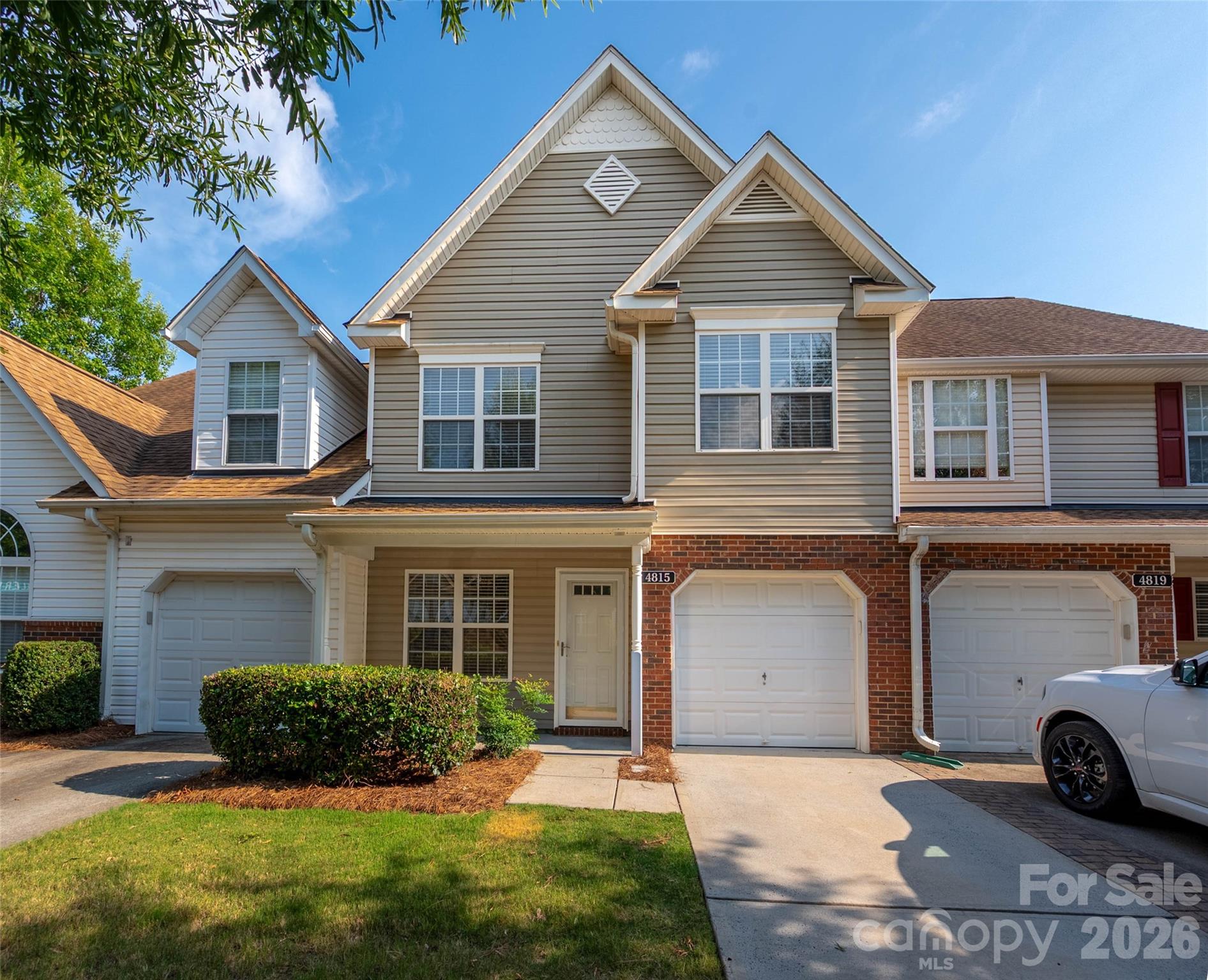 4815 Grier Farm Lane Property Photo 1