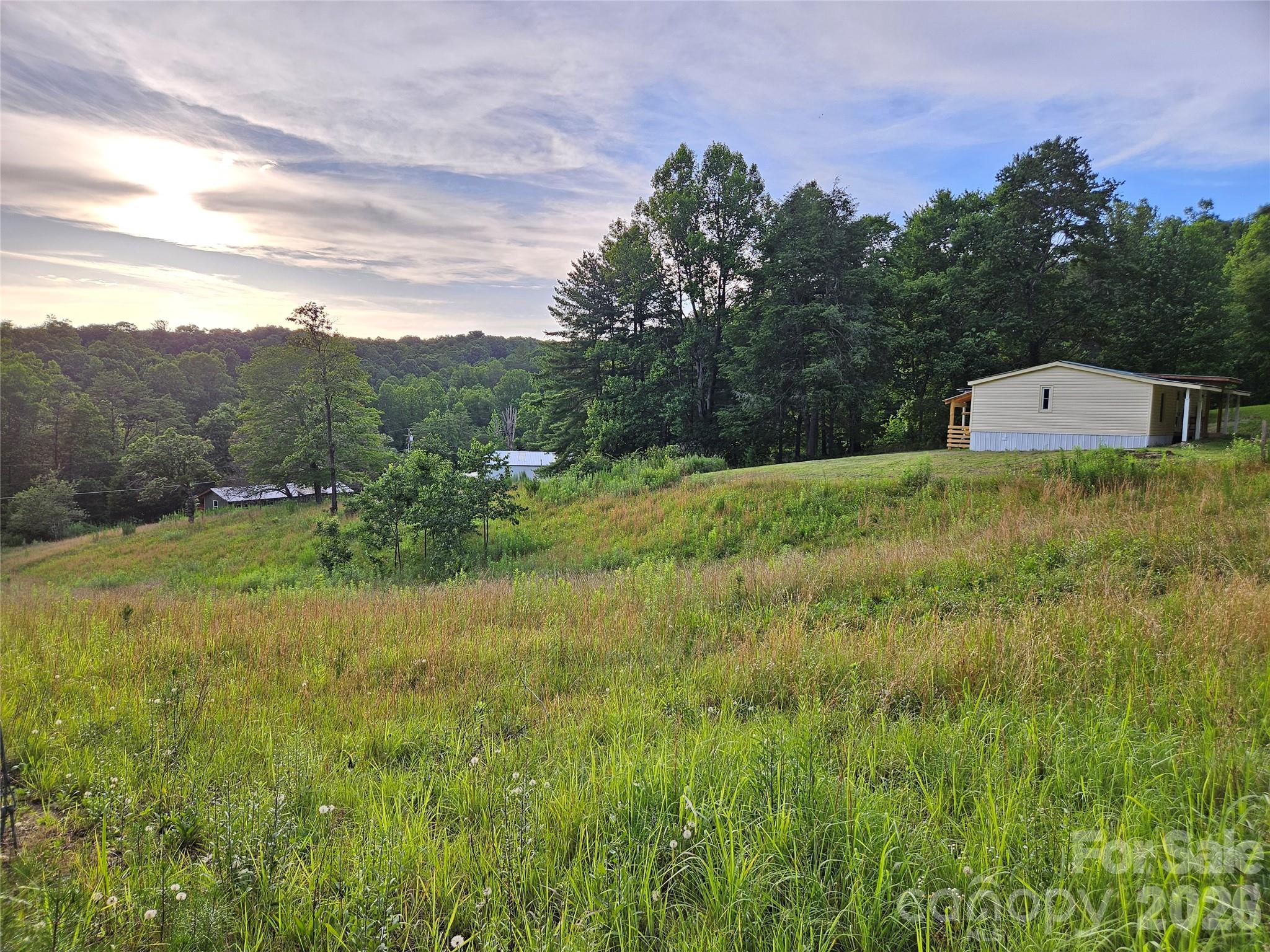 516 John Swofford Road Property Photo 1