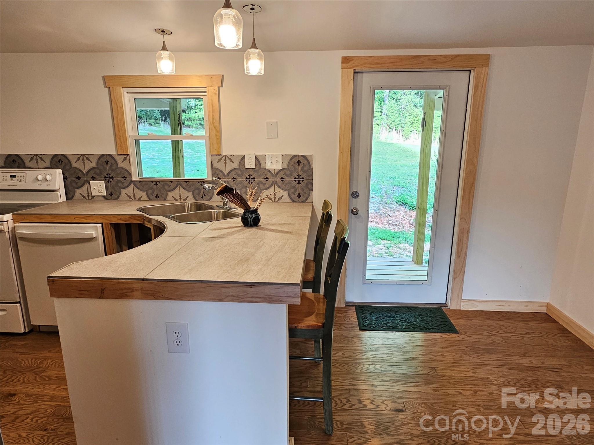 516 John Swofford Road Property Photo 15