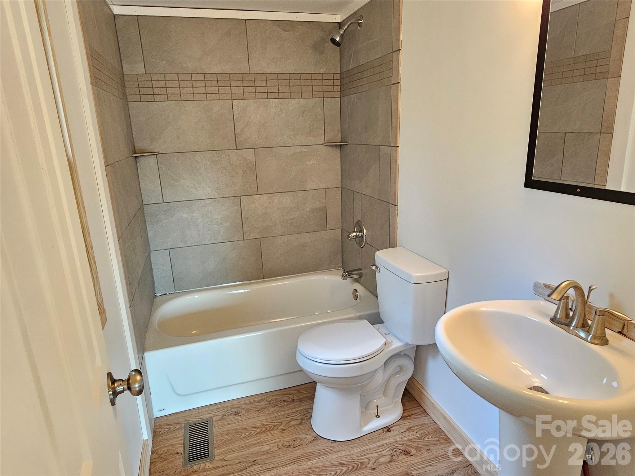 516 John Swofford Road Property Photo 23