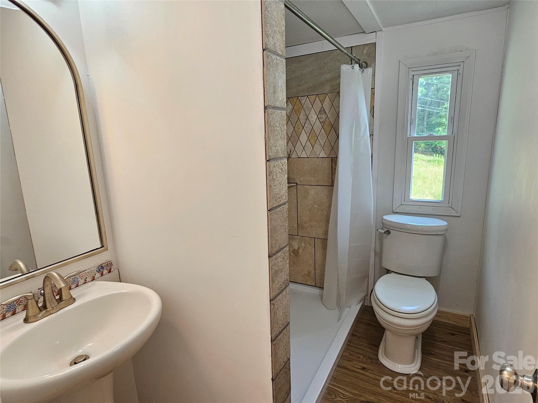 516 John Swofford Road Property Photo 27