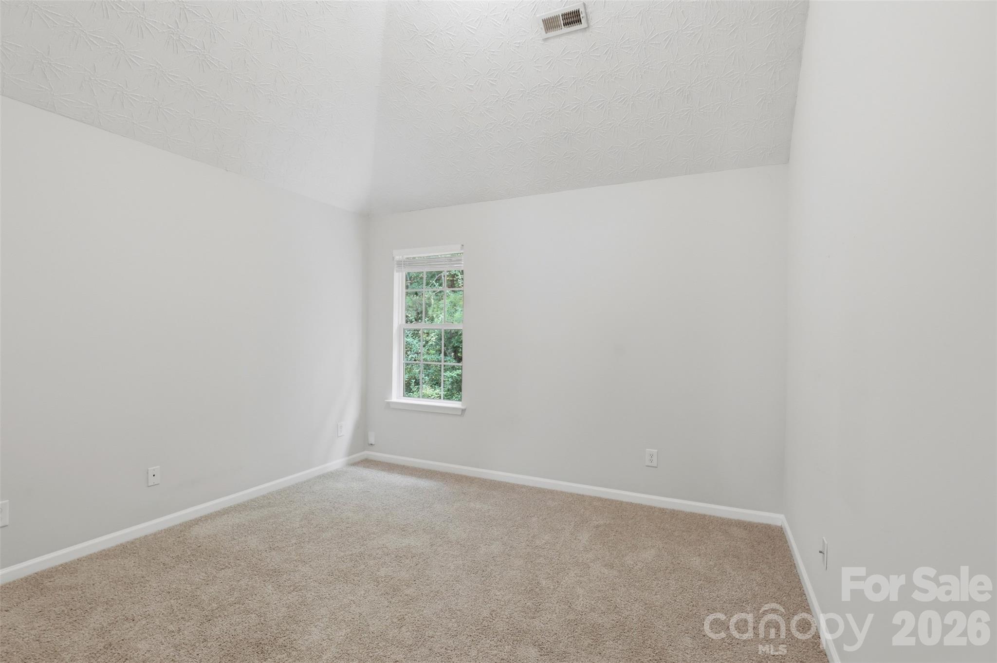 4923 Eagle Creek Drive Property Photo 30