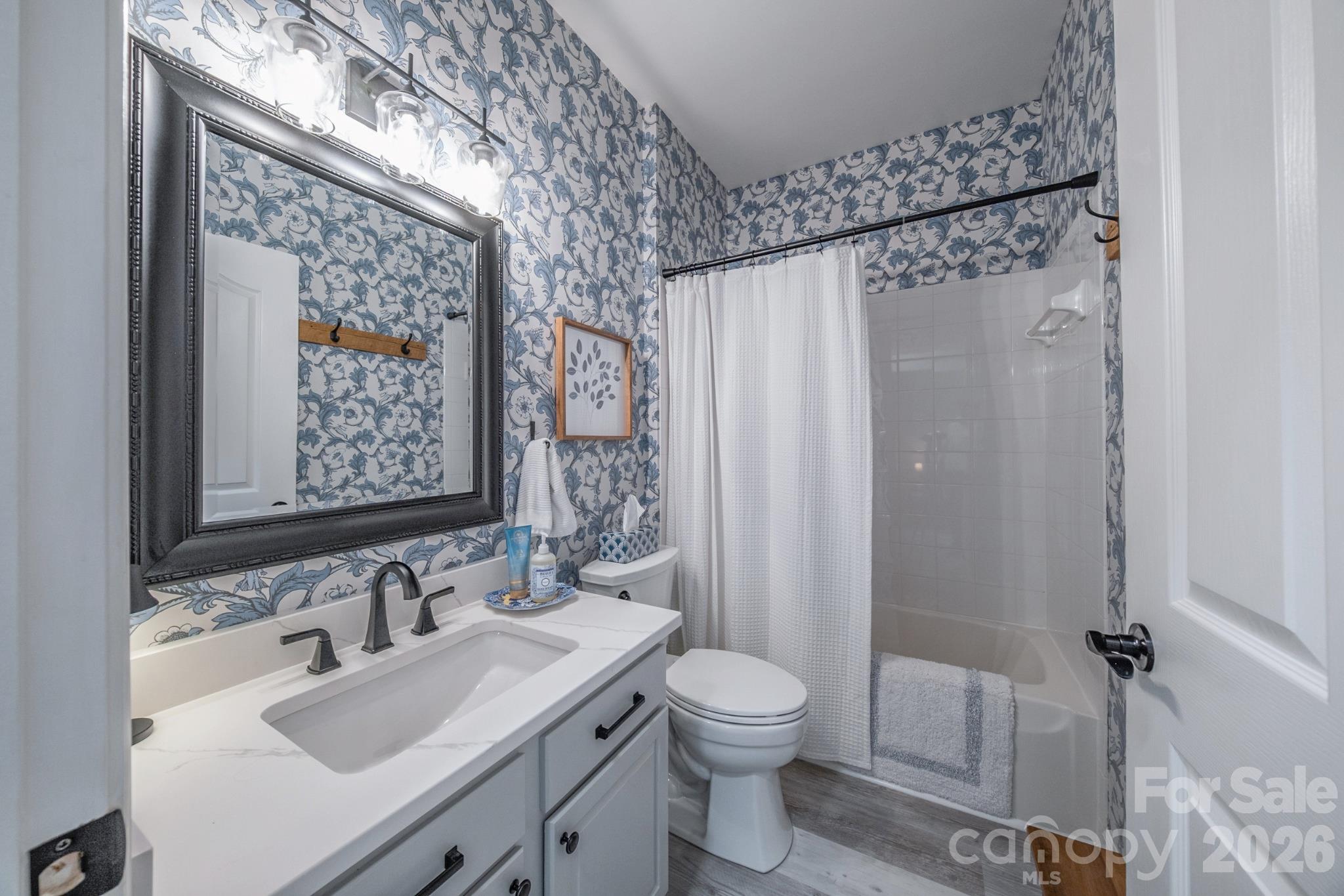 17110 Red Feather Drive Property Photo 16
