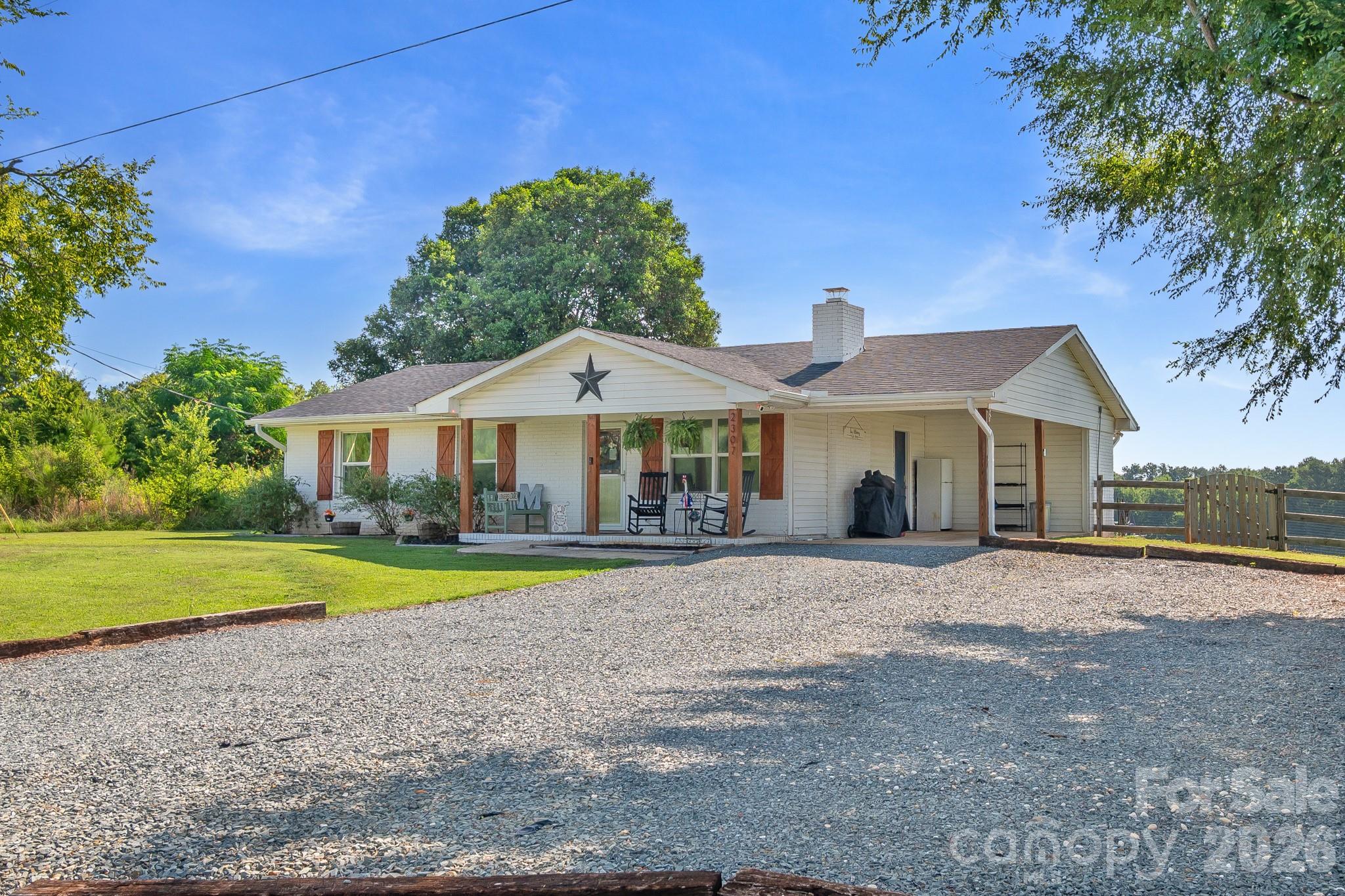 2307 Tanner Road Property Photo 1