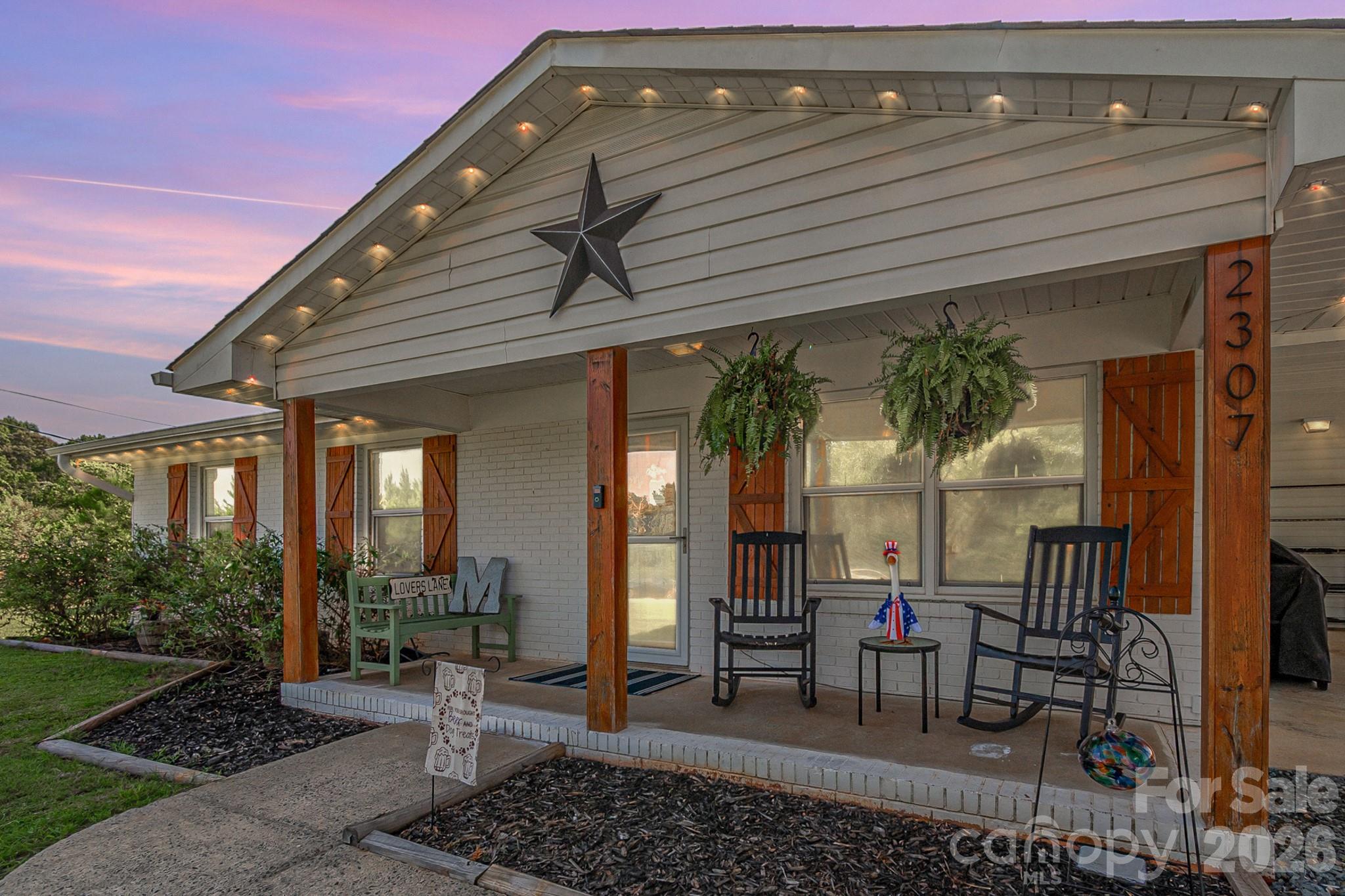 2307 Tanner Road Property Photo 6