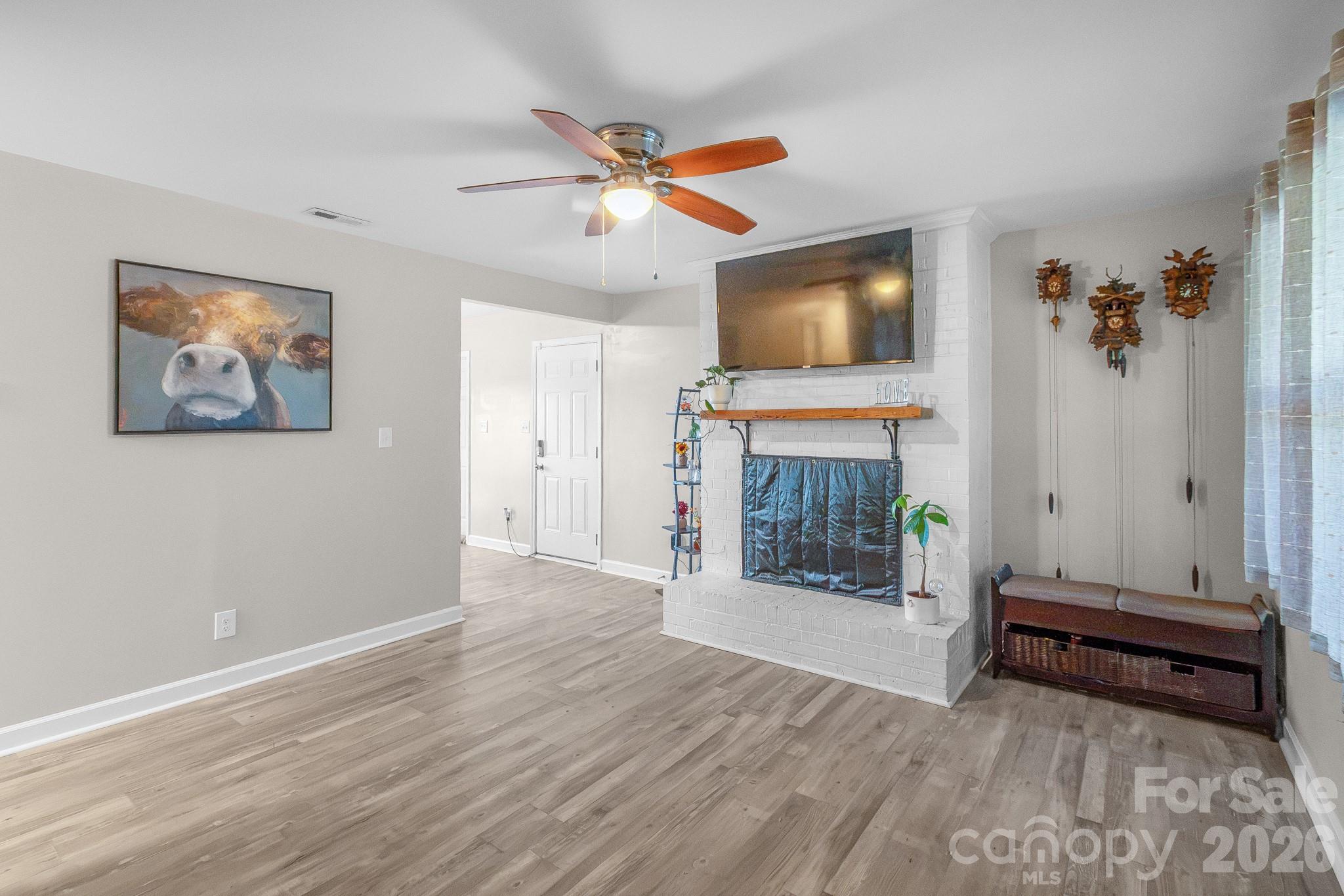 2307 Tanner Road Property Photo 14