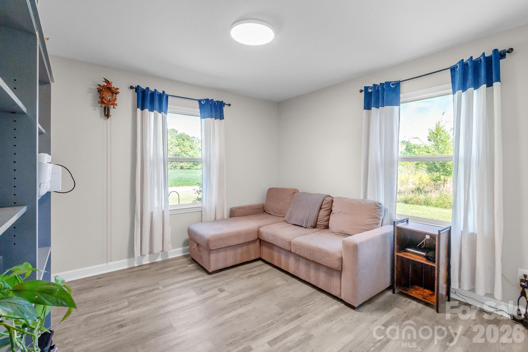 2307 Tanner Road Property Photo 21