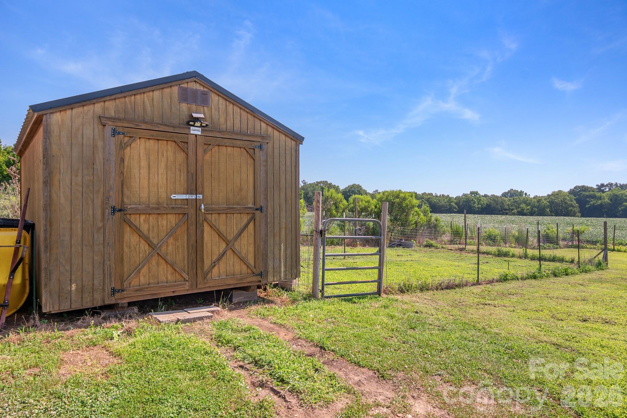 2307 Tanner Road Property Photo 38