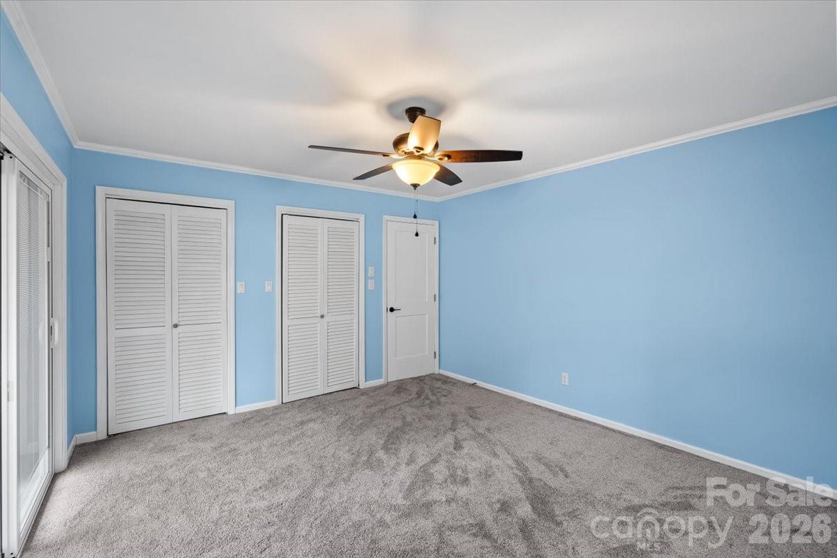 4024 Wandering Lane Property Photo 14