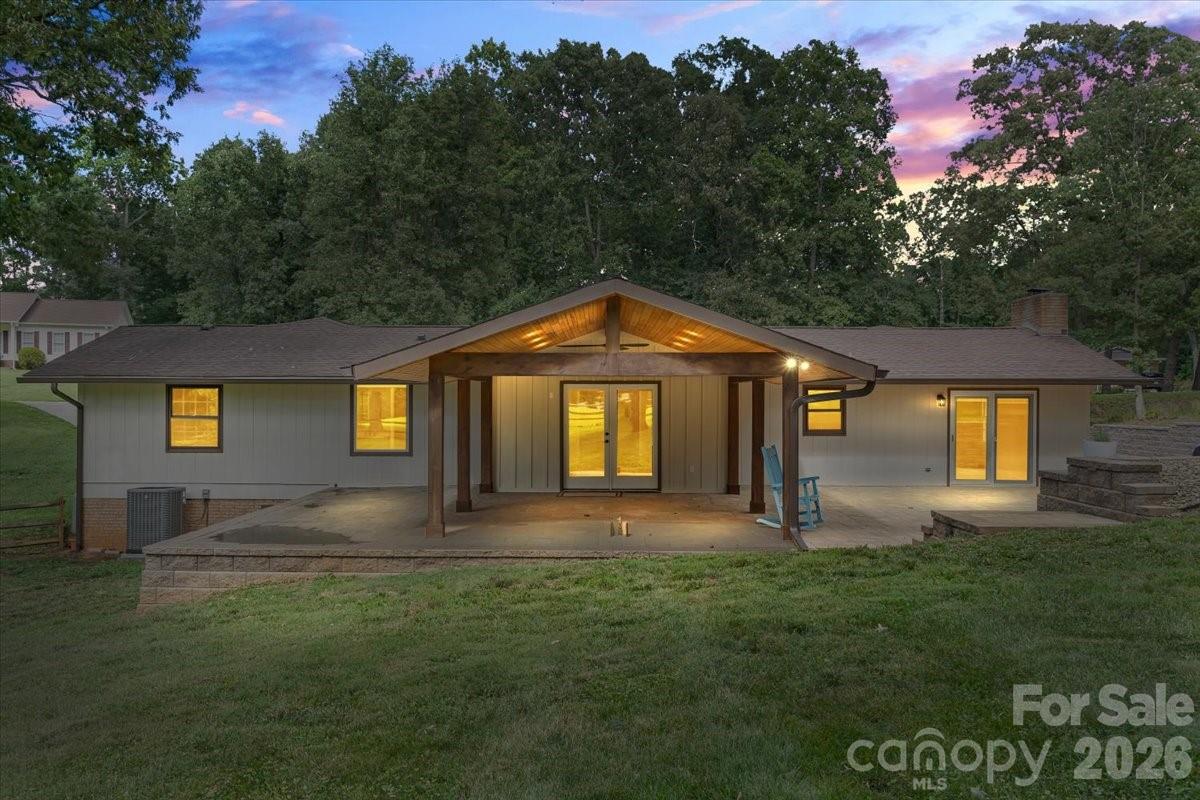 4024 Wandering Lane Property Photo 33