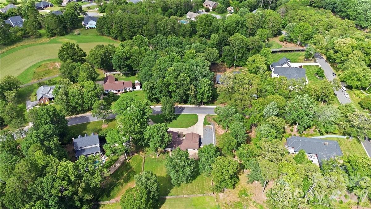 4024 Wandering Lane Property Photo 34