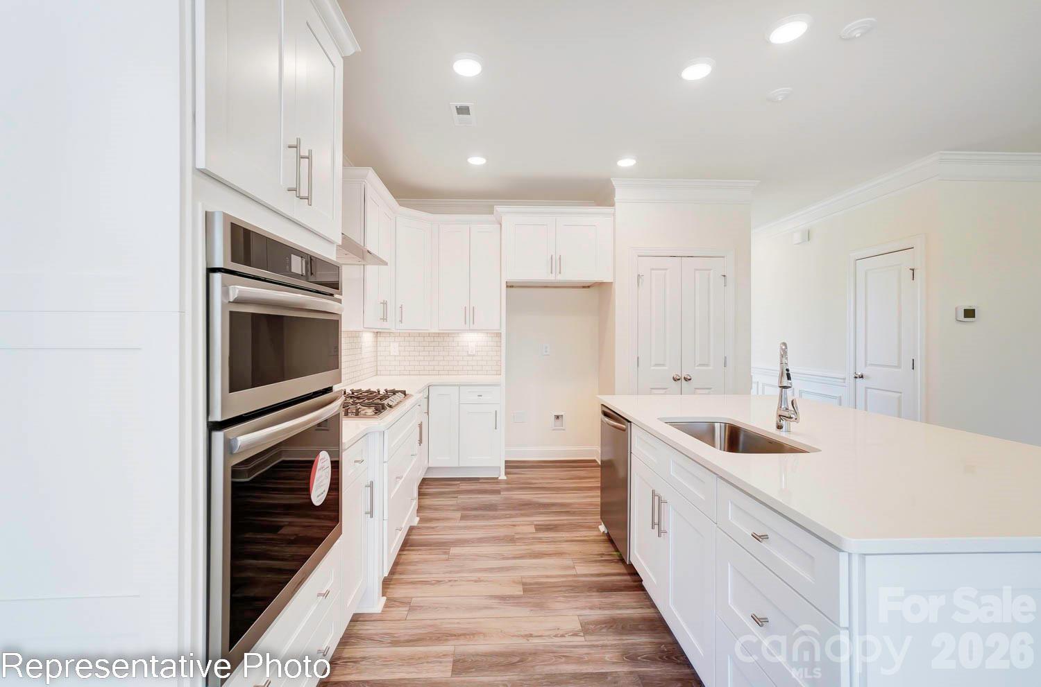 531 Cambria Street Property Photo 10