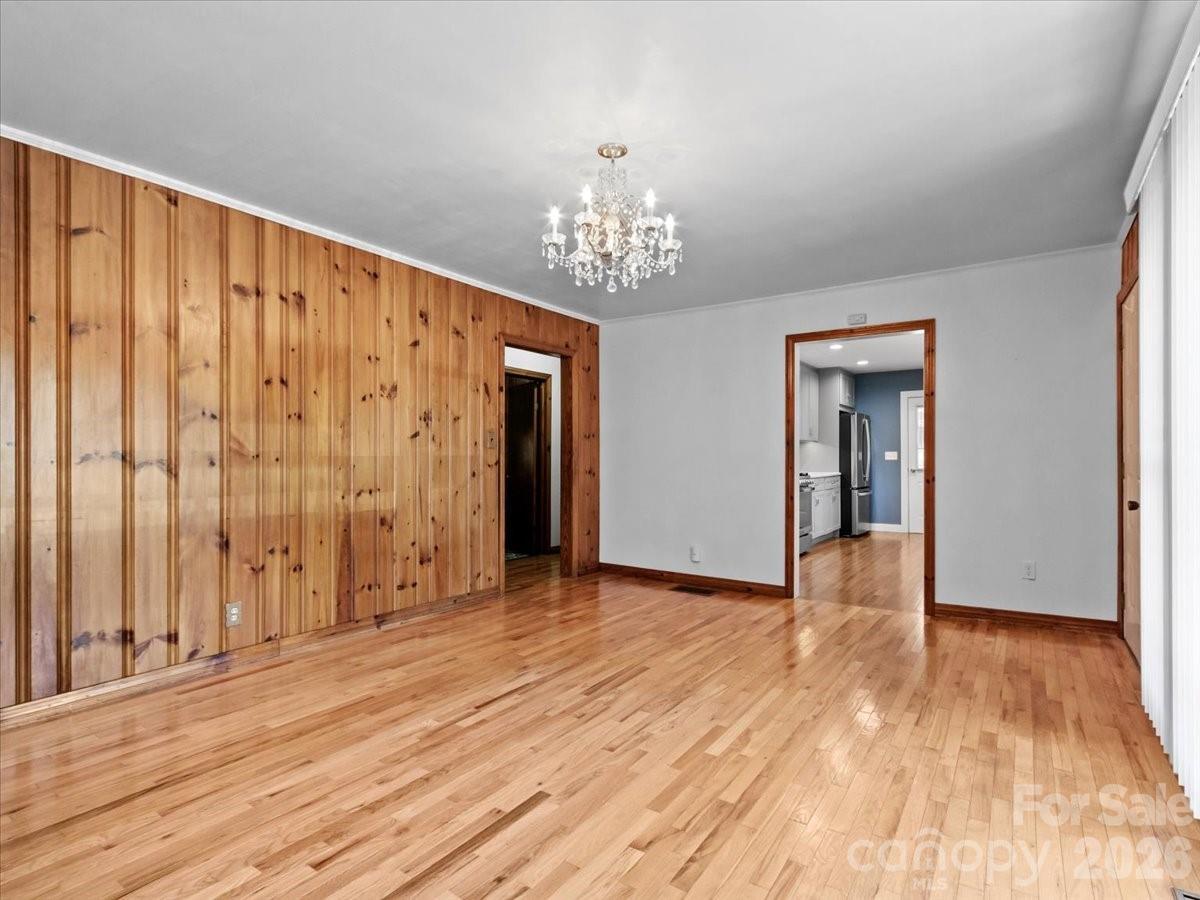 39 Hawthorne Lane Property Photo 16