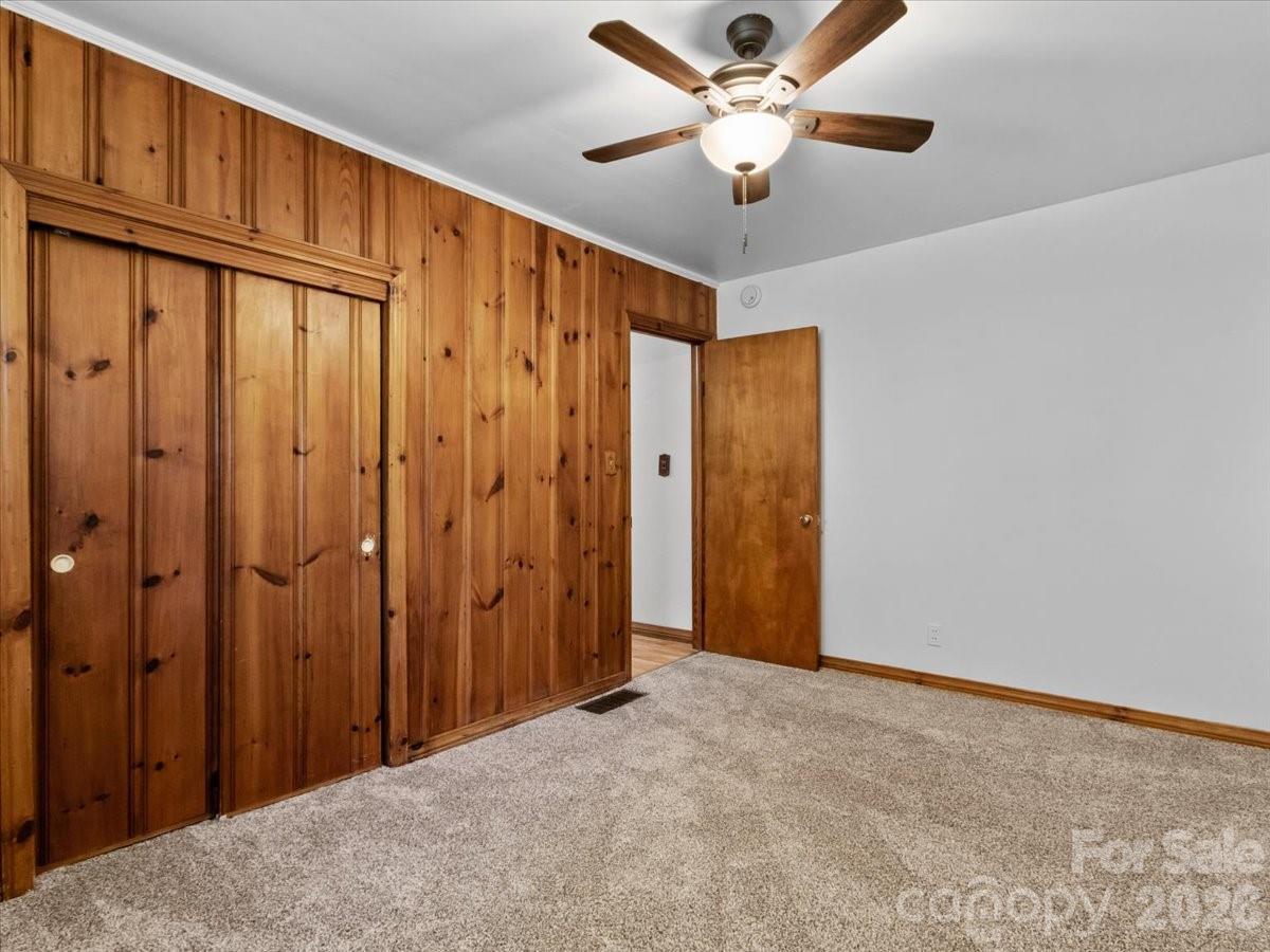 39 Hawthorne Lane Property Photo 26