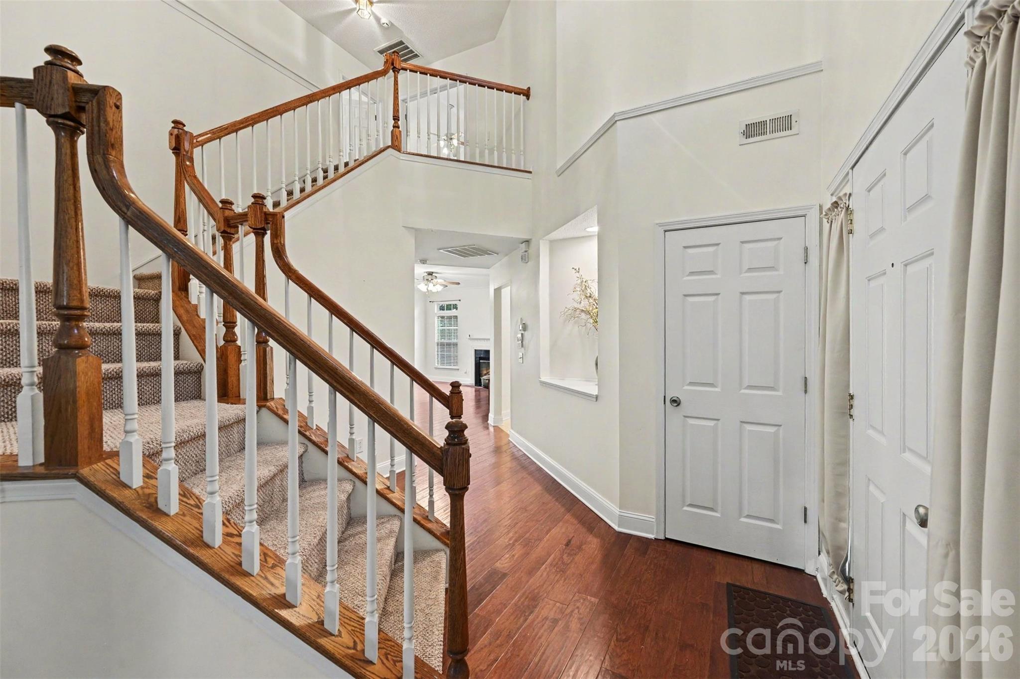5839 Nw Brookstone Drive Property Photo 4