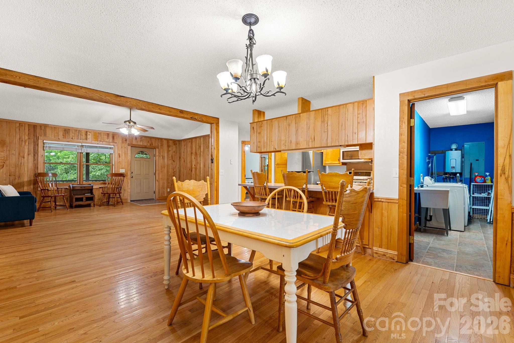 633 Wilson Lane Property Photo 7