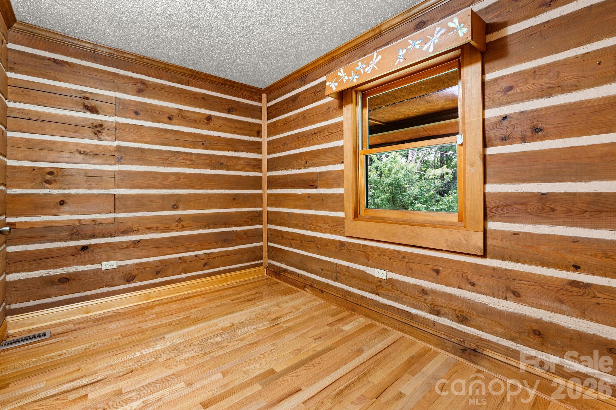 633 Wilson Lane Property Photo 23