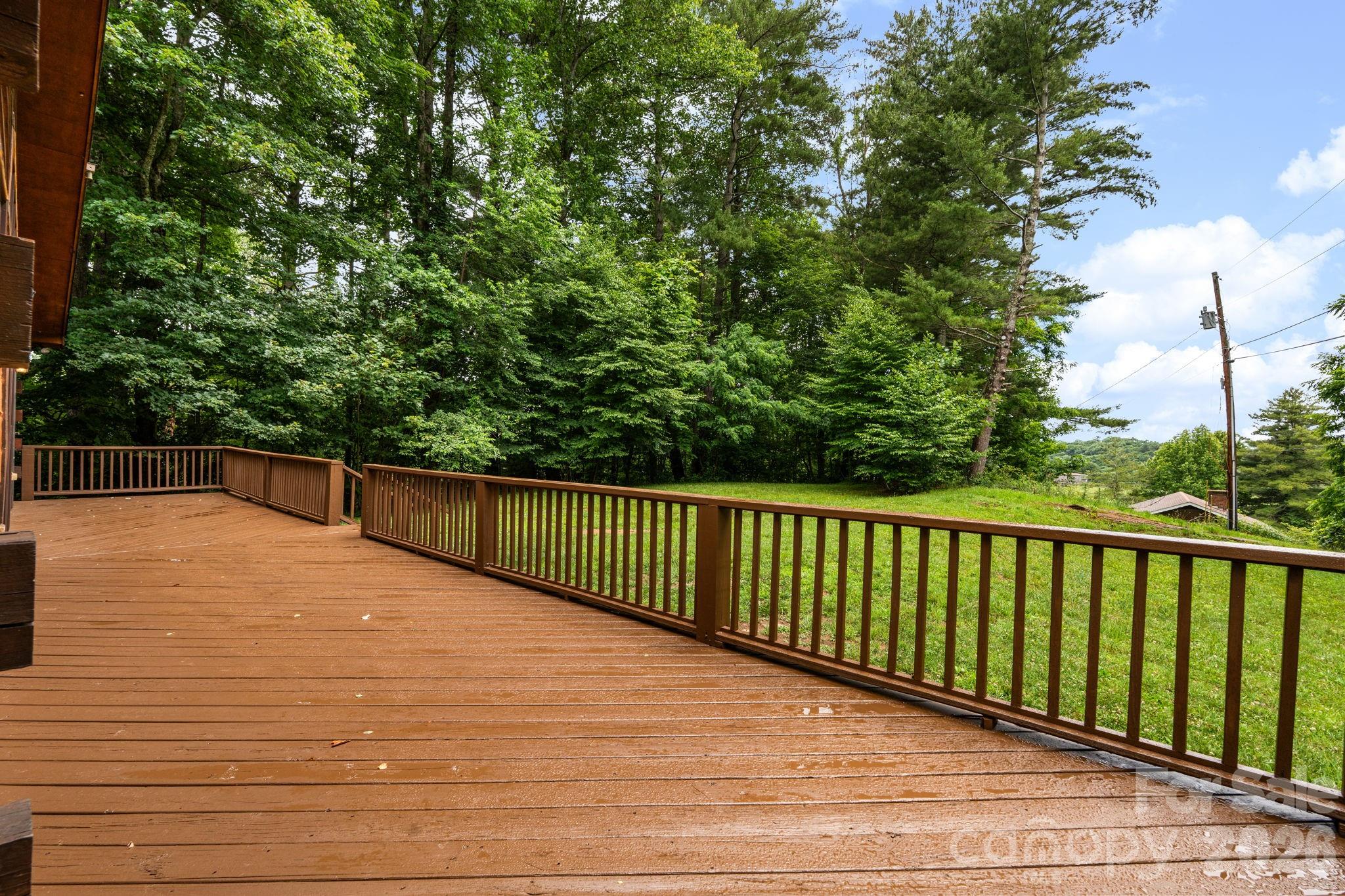633 Wilson Lane Property Photo 32