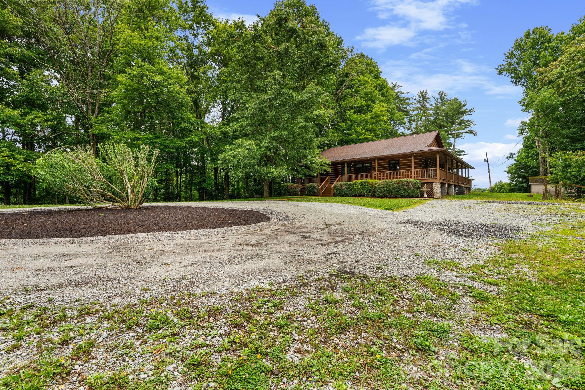 633 Wilson Lane Property Photo 38