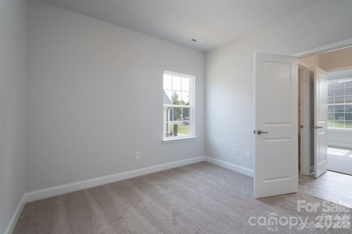 5032 Cardiff Court 63 Property Photo 3