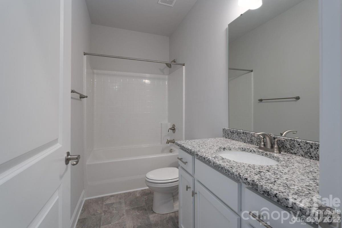 5032 Cardiff Court 63 Property Photo 12