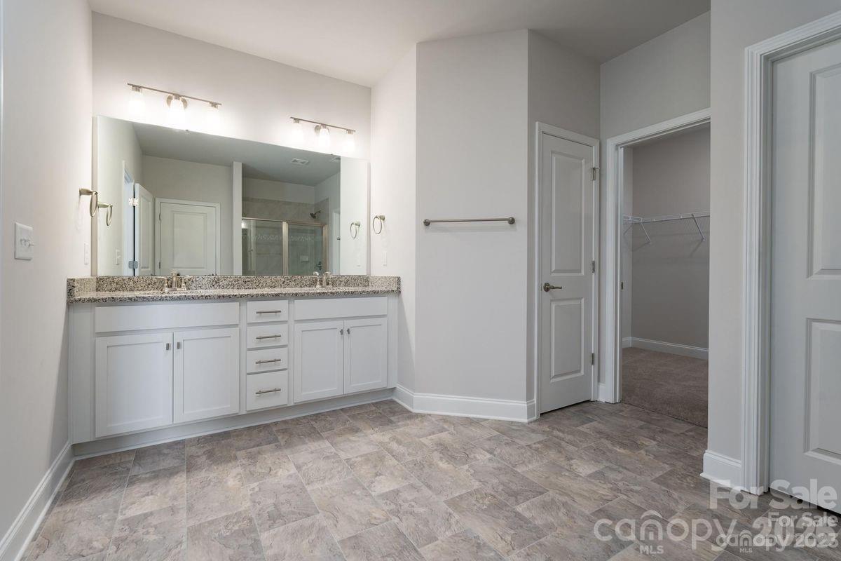 5032 Cardiff Court 63 Property Photo 14