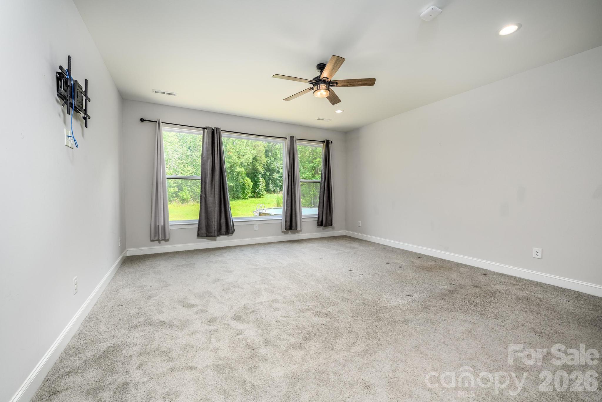 9015 & 9019 Fisher Road Property Photo 17