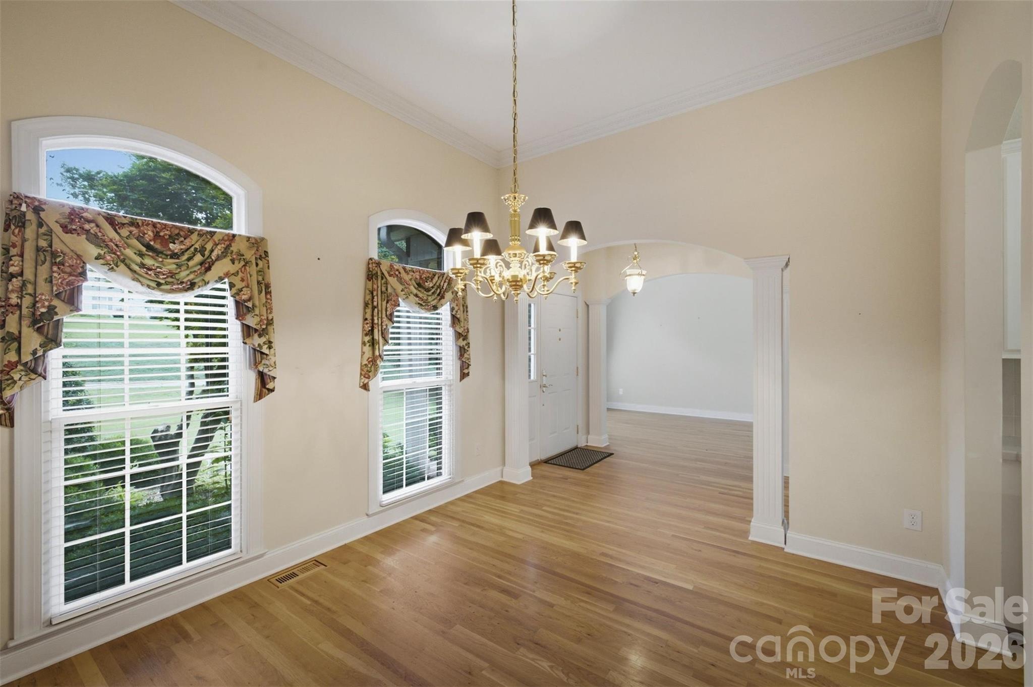 405 Woodridge Drive Property Photo 8