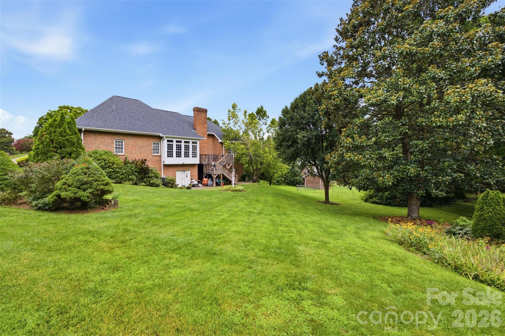 405 Woodridge Drive Property Photo 28