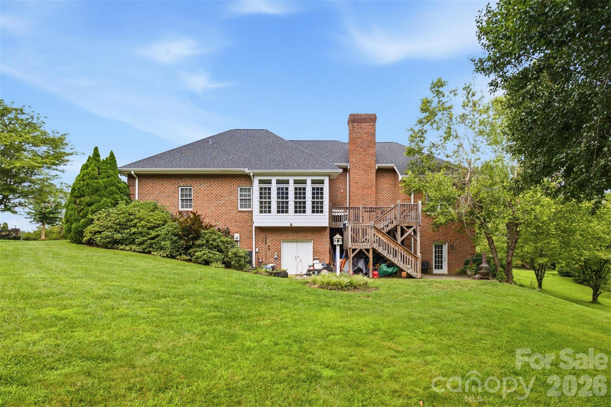 405 Woodridge Drive Property Photo 30