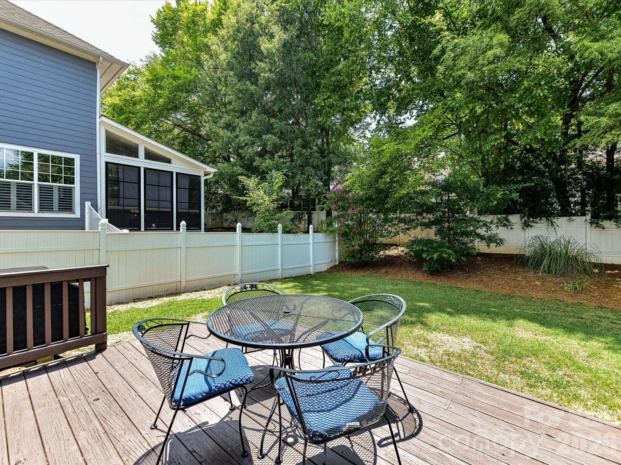 18625 The Commons Boulevard Property Photo 29