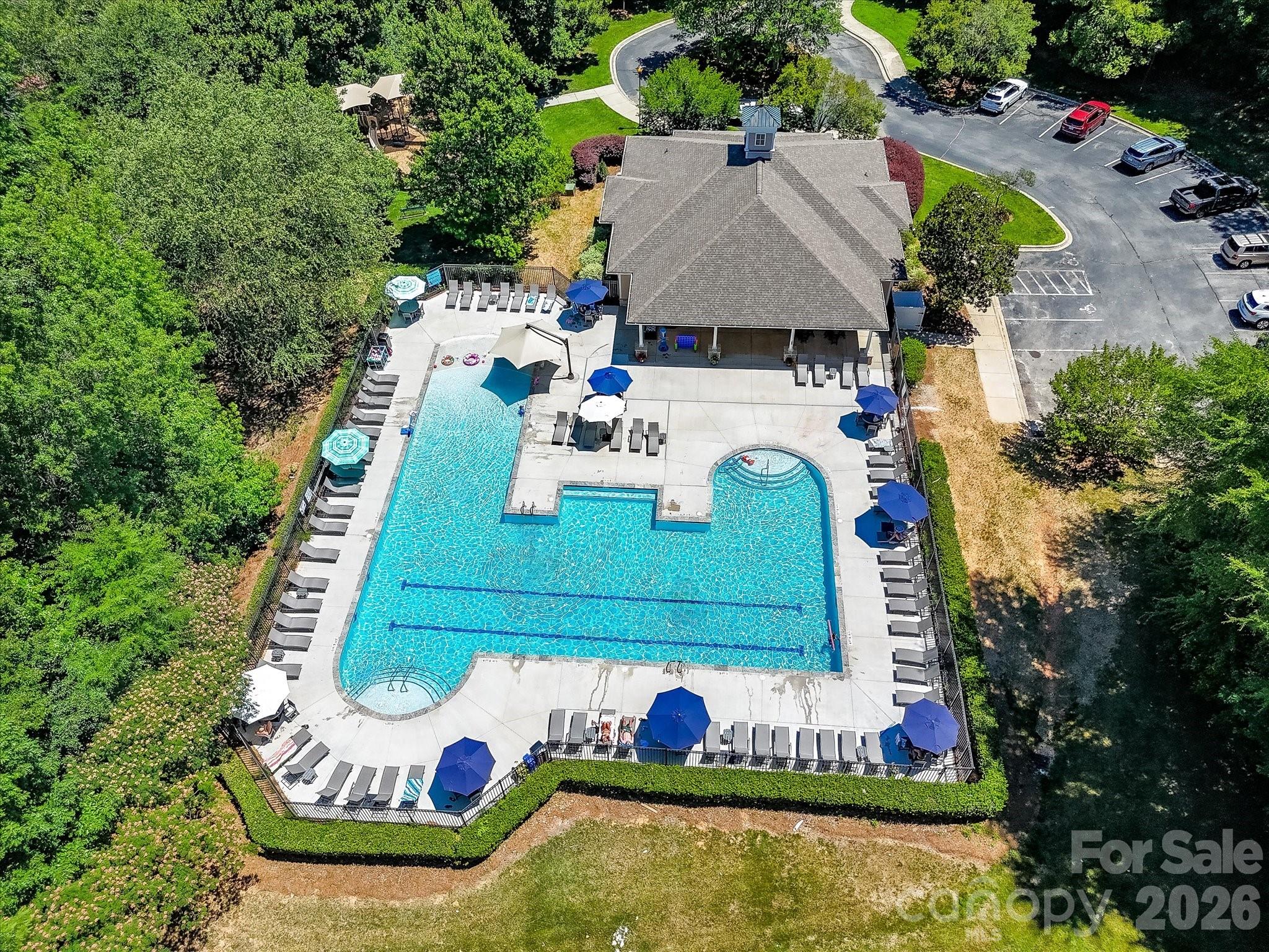 18625 The Commons Boulevard Property Photo 35
