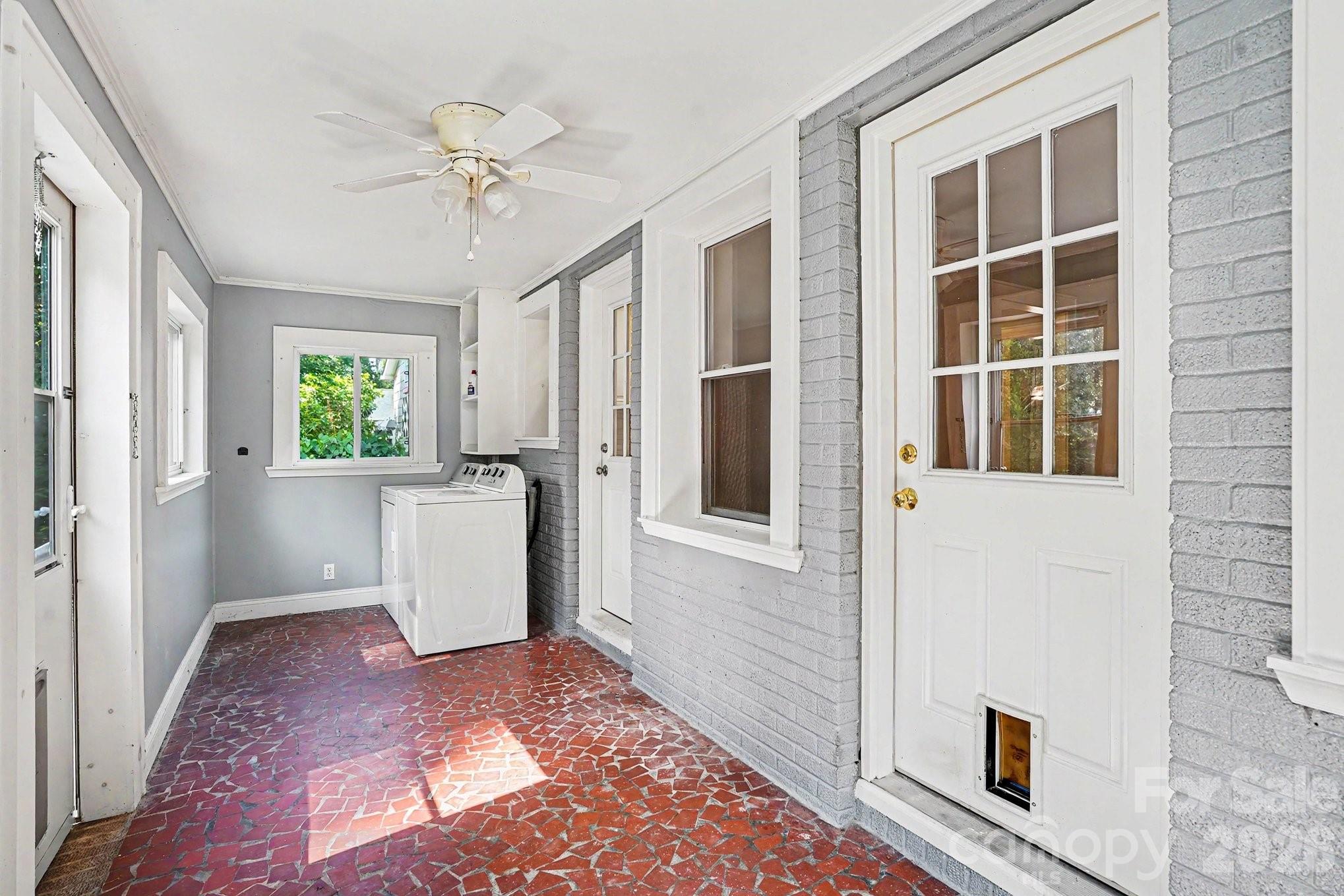 655 N 7th Street Property Photo 19