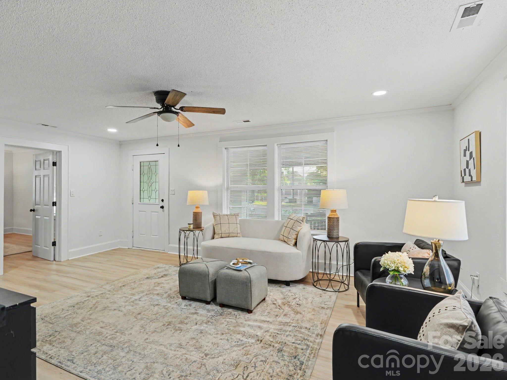 607 Old Charlotte Road Property Photo 3