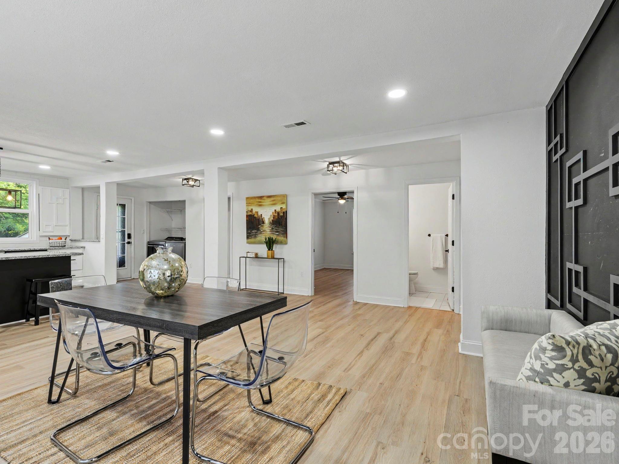607 Old Charlotte Road Property Photo 7