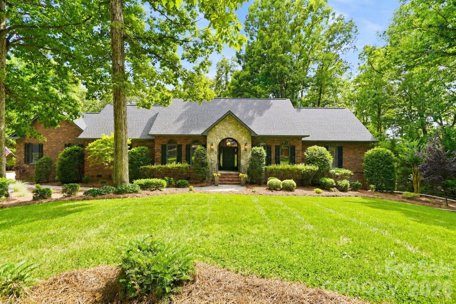 15026 Crooked Branch Lane Property Photo 1