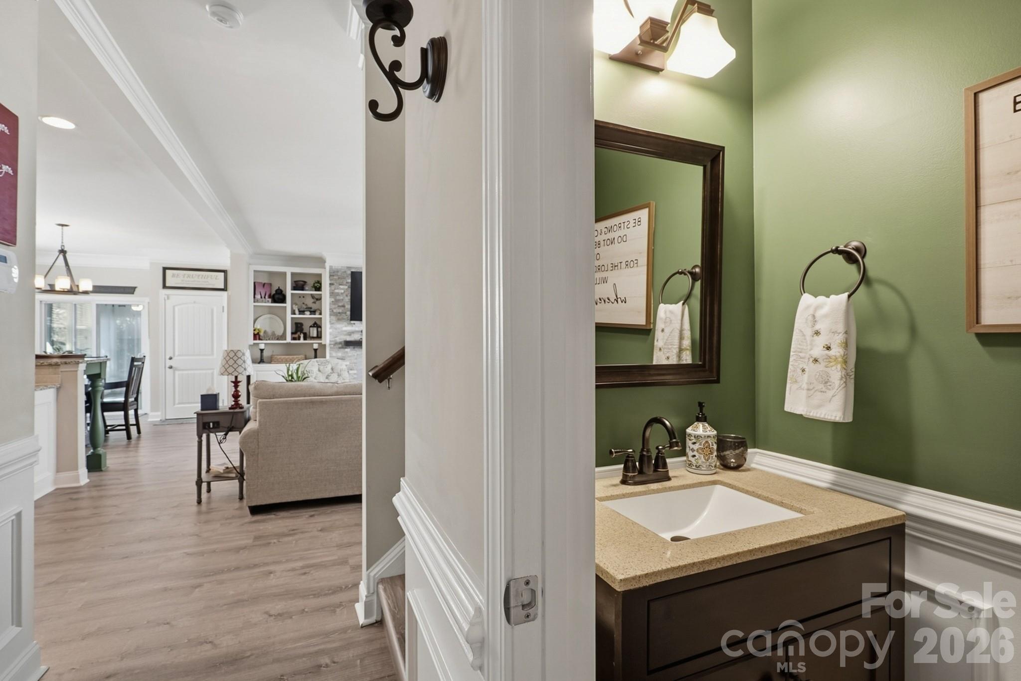 3127 Kelsey Plaza Property Photo 8