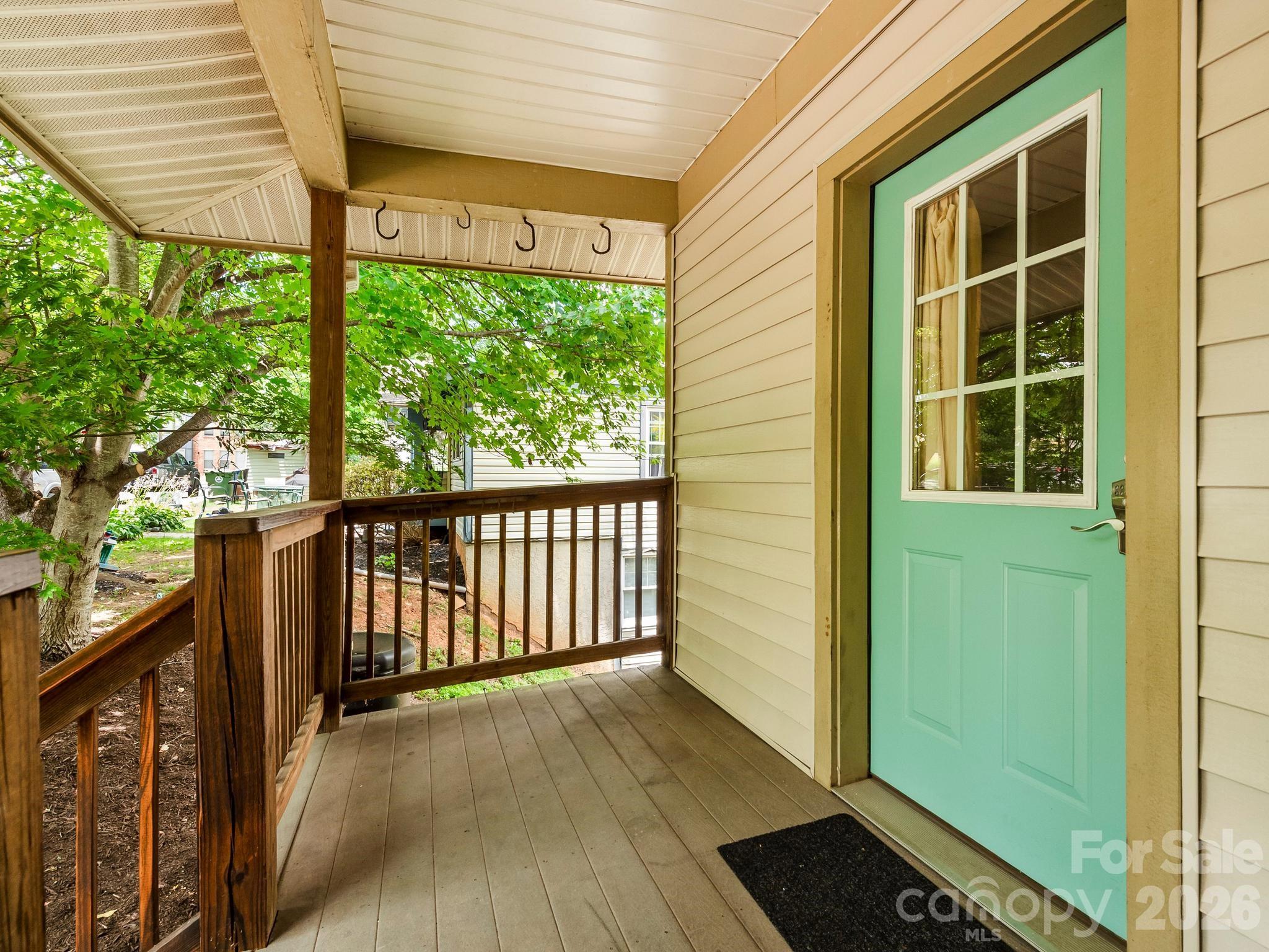 16 Jefferson Drive Property Photo 5